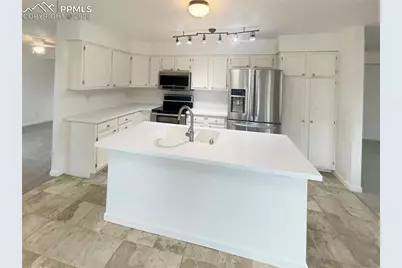 217 Corliss Street, Colorado Springs, CO 80911 - Photo 9