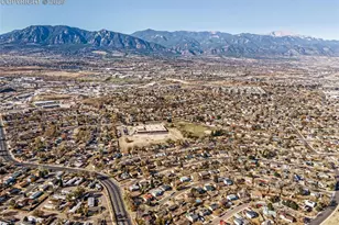 2255 Pepperwood Dr, Colorado Springs, CO 80910 - Photo 37