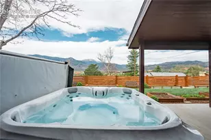 622 Pioneer Ln, Colorado Springs, CO 80904 - Photo 27