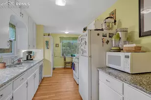 208 N Foote Ave, Colorado Springs, CO 80909 - Photo 11