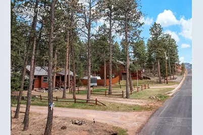 305 N Walnut Street, Woodland Park, CO 80863 - Photo 3