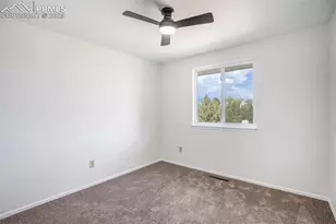 6075 Castlewood Ln, Colorado Springs, CO 80918 - Photo 23