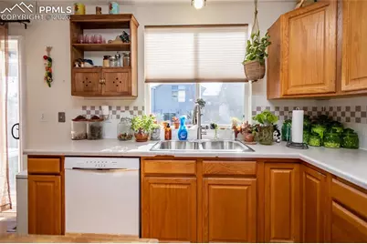 8029 Ravenel Drive, Colorado Springs, CO 80920 - Photo 11