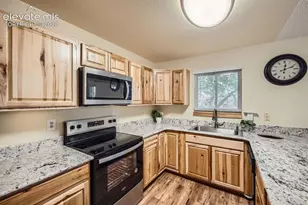 3833 Smoke Tree Dr, Colorado Springs, CO 80920 - Photo 7