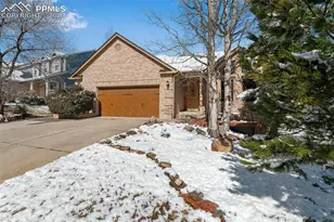 670 Fernglen Ct, Colorado Springs, CO 80906 - Photo 3