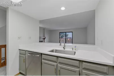 6430 Jonathan Court, Colorado Springs, CO 80918 - Photo 9