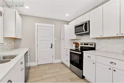 604 E Espanola Street, Colorado Springs, CO 80907 - Photo 7