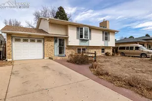 4627 Sprucewood Dr, Colorado Springs, CO 80918 - Photo 5