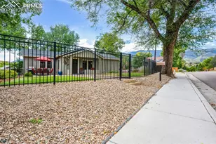 3335 W Pikes Peak Ave, Colorado Springs, CO 80904 - Photo 23