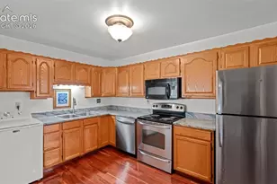 3202 Poinsetta Dr, Colorado Springs, CO 80907 - Photo 17