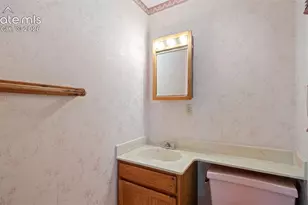 3202 Poinsetta Dr, Colorado Springs, CO 80907 - Photo 13