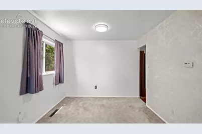 3202 Poinsetta Drive, Colorado Springs, CO 80907 - Photo 5
