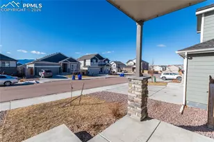 6727 Skuna Dr, Colorado Springs, CO 80925 - Photo 5