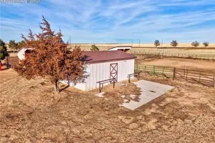 16830 Finch Rd, Colorado Springs, CO 80928 - Photo 45