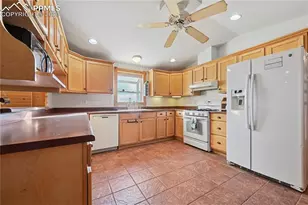 16830 Finch Rd, Colorado Springs, CO 80928 - Photo 11