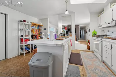 16830 Finch Road, Colorado Springs, CO 80928 - Photo 29