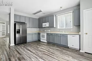 5289 Mountain Air Cir, Colorado Springs, CO 80916 - Photo 7
