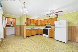 918 E 5th St, Florence, CO 81226 - Photo 11