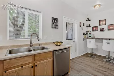 2116 Creekridge Point, Colorado Springs, CO 80910 - Photo 7