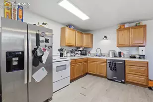 1011 W Pikes Peak Ave, Colorado Springs, CO 80904 - Photo 23