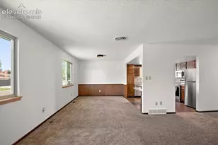 208 Starlite Dr, Pueblo, CO 81005 - Photo 5
