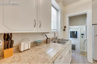 325 W Pitkin Avenue, Pueblo, CO 81004 - Photo 9