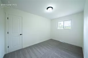 518 Yellowstone Rd, Colorado Springs, CO 80910 - Photo 9