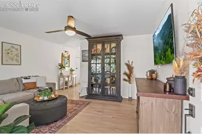 4107 Keats Place, Colorado Springs, CO 80910 - Photo 7