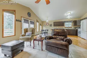 37 Silbani Ln, Florissant, CO 80816 - Photo 7