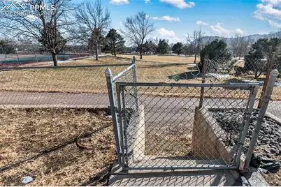 1211 Cumberland Street, Colorado Springs, CO 80907 - Photo 11