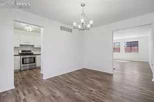 2973 Mesa Rd, Colorado Springs, CO 80904 - Photo 15