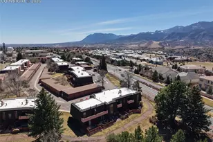 2973 Mesa Rd, Colorado Springs, CO 80904 - Photo 5