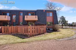 2973 Mesa Rd, Colorado Springs, CO 80904 - Photo 33