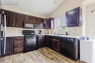 1249 Marsh Hawk Dr, Colorado Springs, CO 80911 - Photo 9