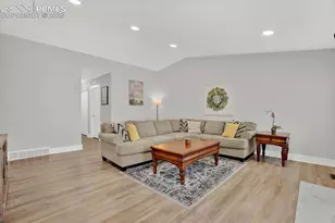 610 E San Gabriel Pl, Colorado Springs, CO 80906 - Photo 11