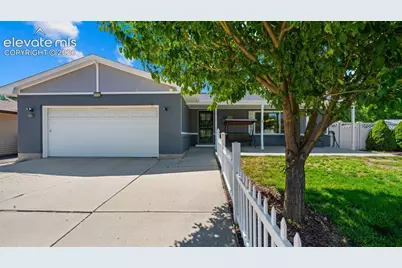 1112 Auburn Drive, Colorado Springs, CO 80909 - Photo 3