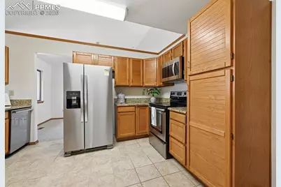 2030 Heatherdale Drive, Colorado Springs, CO 80915 - Photo 17