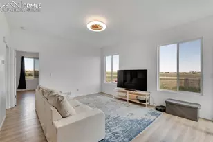 905 Engleby Dr, Colorado Springs, CO 80930 - Photo 5