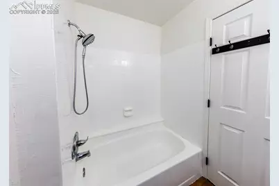 2370 Lexington Village Lane, Colorado Springs, CO 80916 - Photo 33