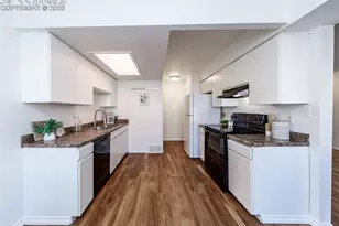 2370 Lexington Village Ln, Colorado Springs, CO 80916 - Photo 15