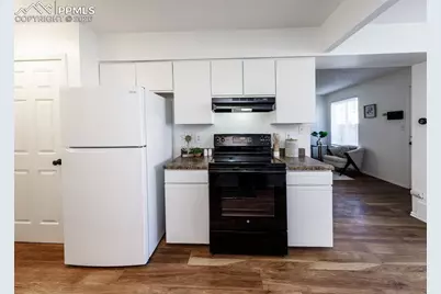 2370 Lexington Village Lane, Colorado Springs, CO 80916 - Photo 13