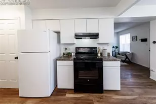 2370 Lexington Village Ln, Colorado Springs, CO 80916 - Photo 13