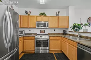 6221 Sierra Grande Point, Colorado Springs, CO 80923 - Photo 9