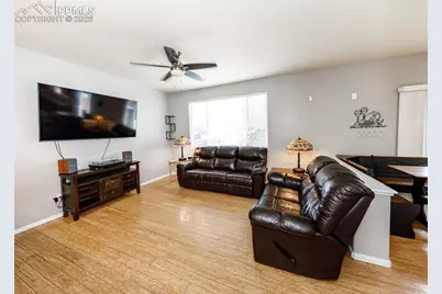 7724 Canyon Oak Drive, Colorado Springs, CO 80922 - Photo 11