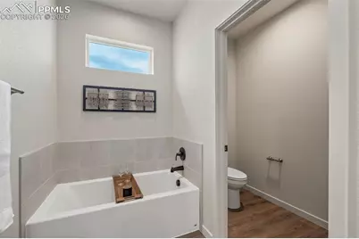 995 E Kirkwood Drive, Pueblo, CO 81007 - Photo 23