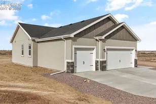 995 E Kirkwood Dr, Pueblo, CO 81007 - Photo 35