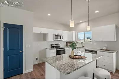 995 E Kirkwood Drive, Pueblo, CO 81007 - Photo 15