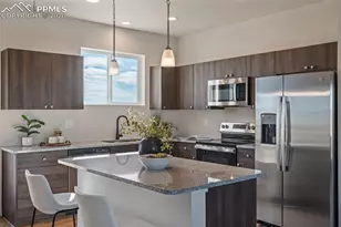 995 E Kirkwood Dr, Pueblo, CO 81007 - Photo 11