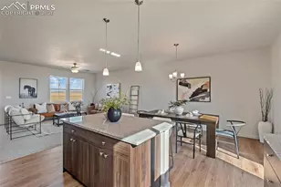 995 E Kirkwood Dr, Pueblo, CO 81007 - Photo 13