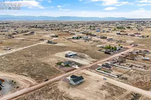 995 E Kirkwood Dr, Pueblo, CO 81007 - Photo 41
